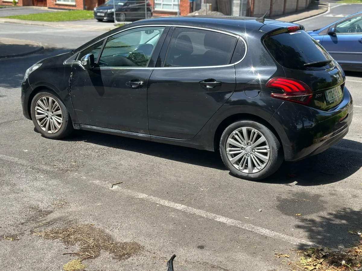 Excellent Peugeot 208 2017 with NCT till 2027 - Image 5