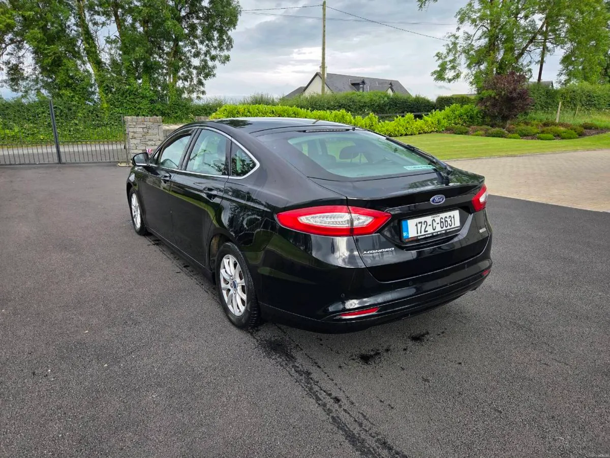 Car - Image 3