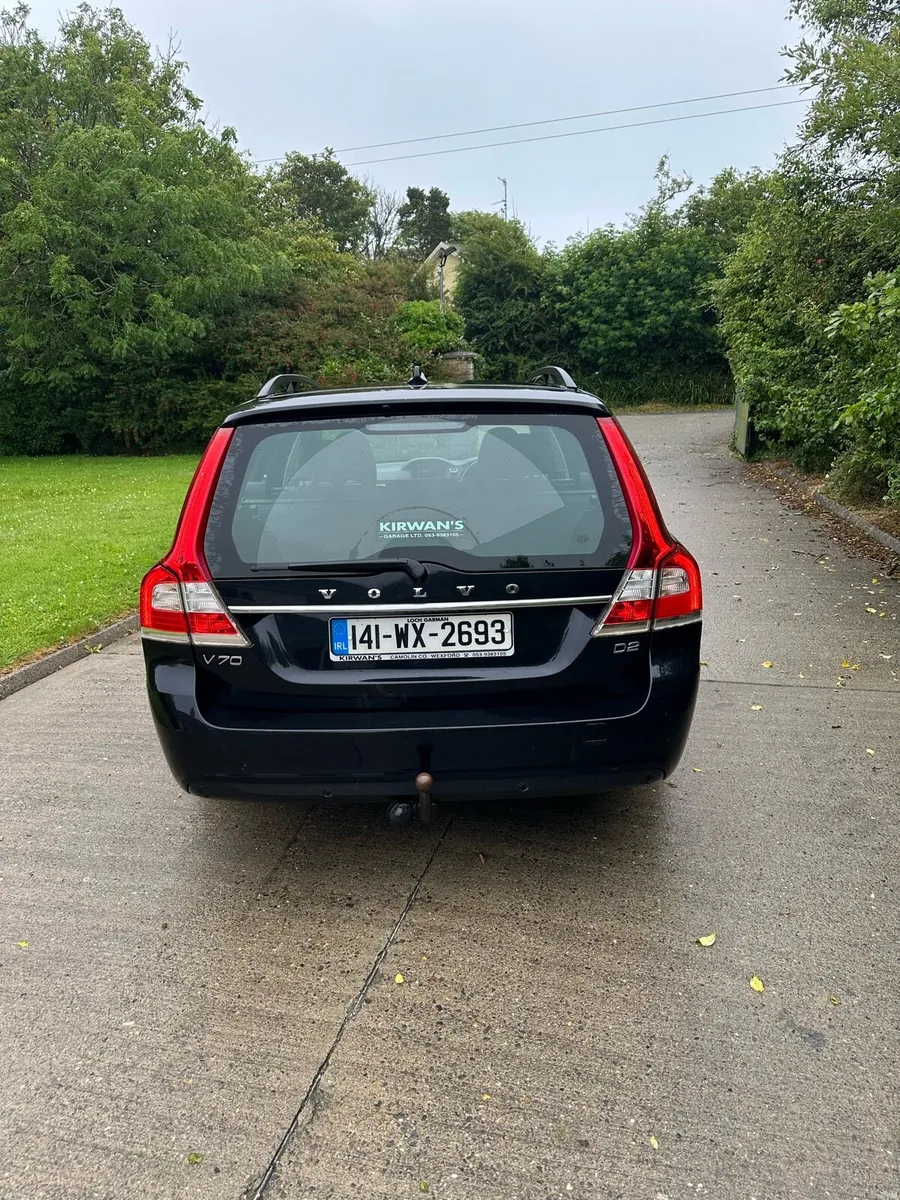 VOLVO V70 D2 AUTO TAX AND TEST - Image 6