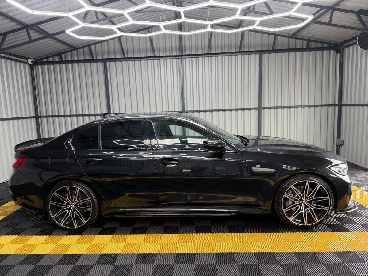BMW 330e M-Sport 2021 M-Performance - Image 3