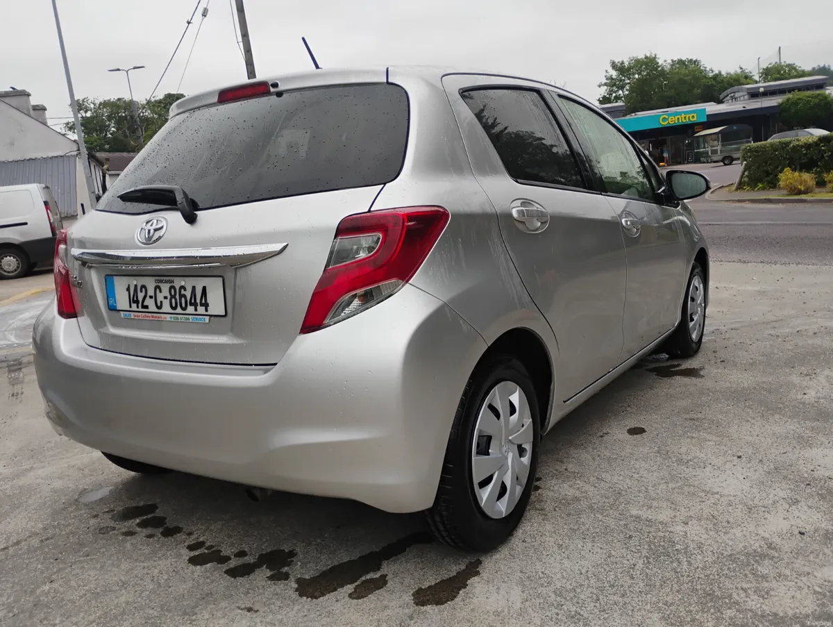 Toyota Vitz 2014 - Image 4