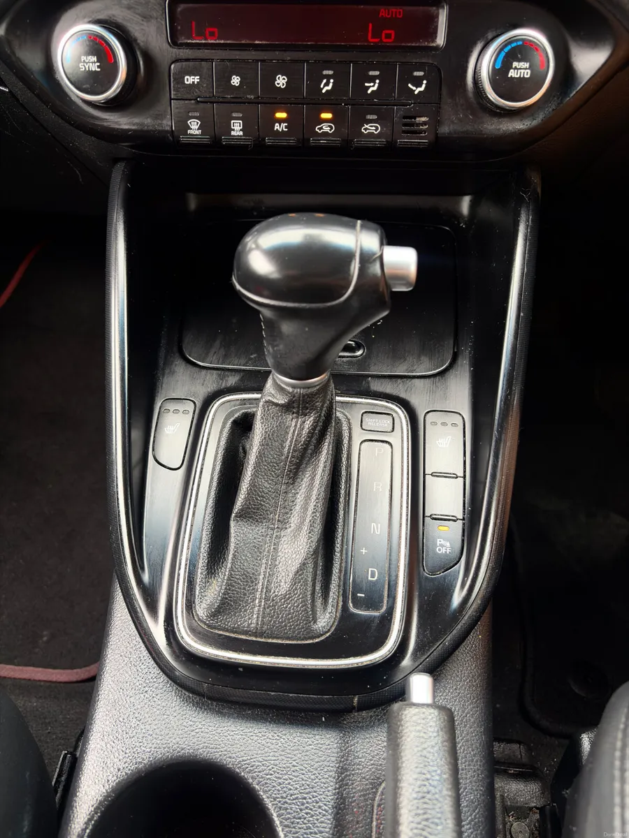 Kia Carens 2017 1.7 Diesel Automatic new nct 8/27 - Image 4