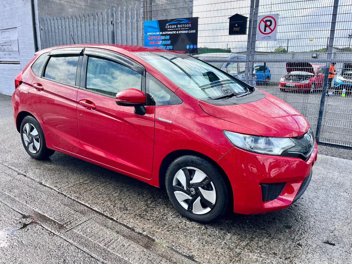 Honda fit Automatic hybrid - Image 2