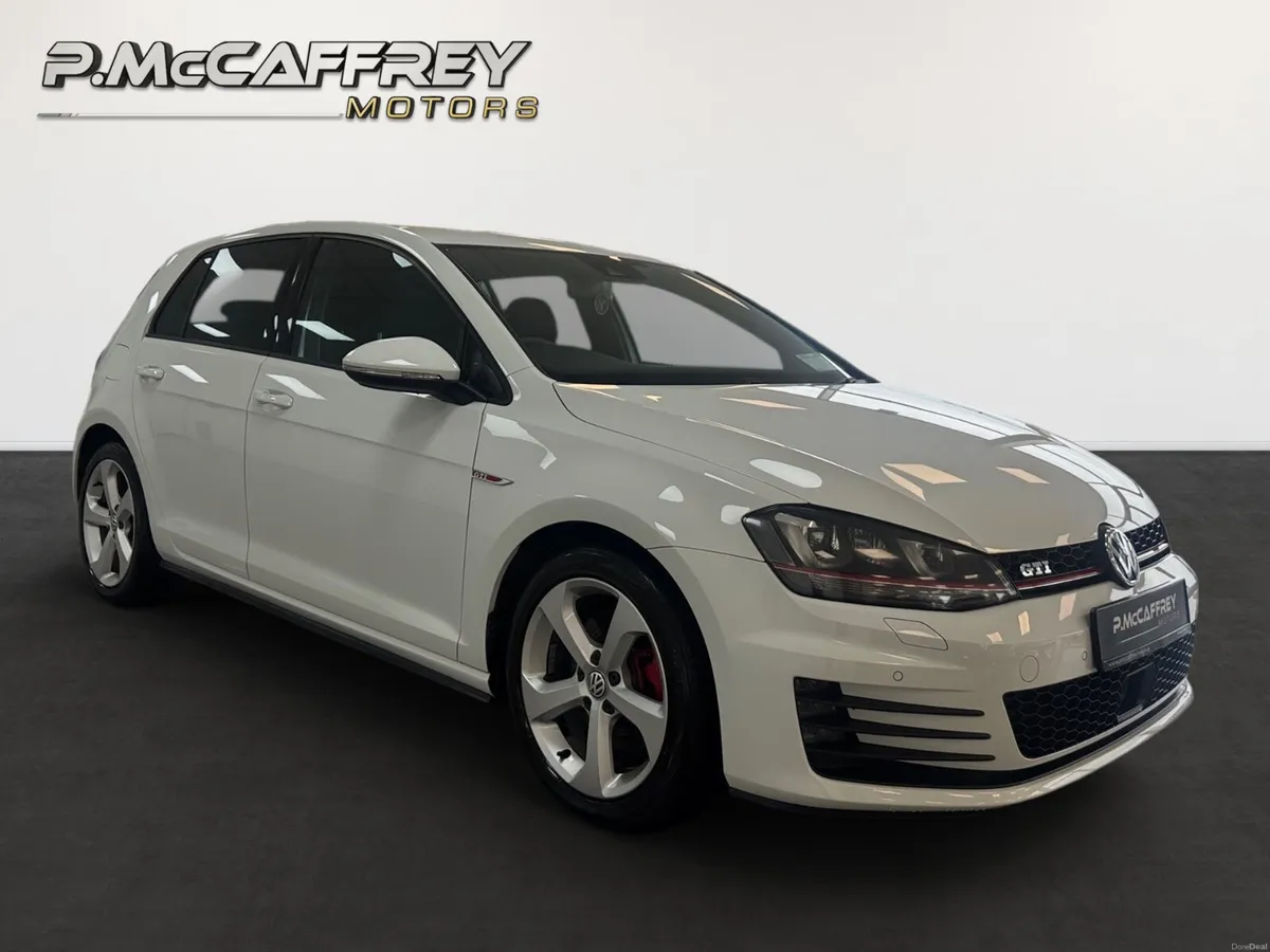 2016 Volkswagen Golf GTI 2.0 TSI DSG AUTO - Image 3