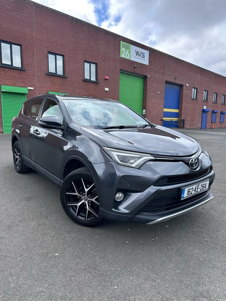 Toyota RAV4 Luna sport - Image 2