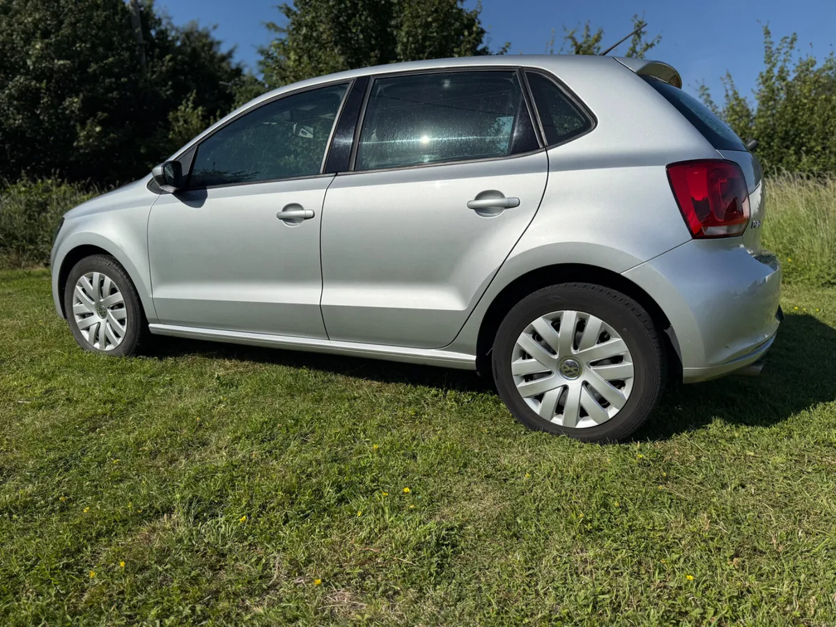 VW POLO (2012) 1.2L BLUE MOTION VERY LOW MILEAGE - Image 4