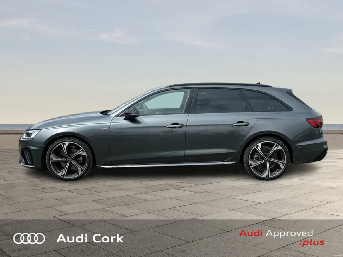 Audi A4 AVANT 2.0 35TDI 116BHP S-LINE BLACK EDITIO - Image 3