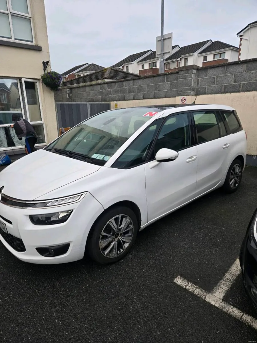 🚗 Citroën Grand C4 Picasso 2016 - Image 3