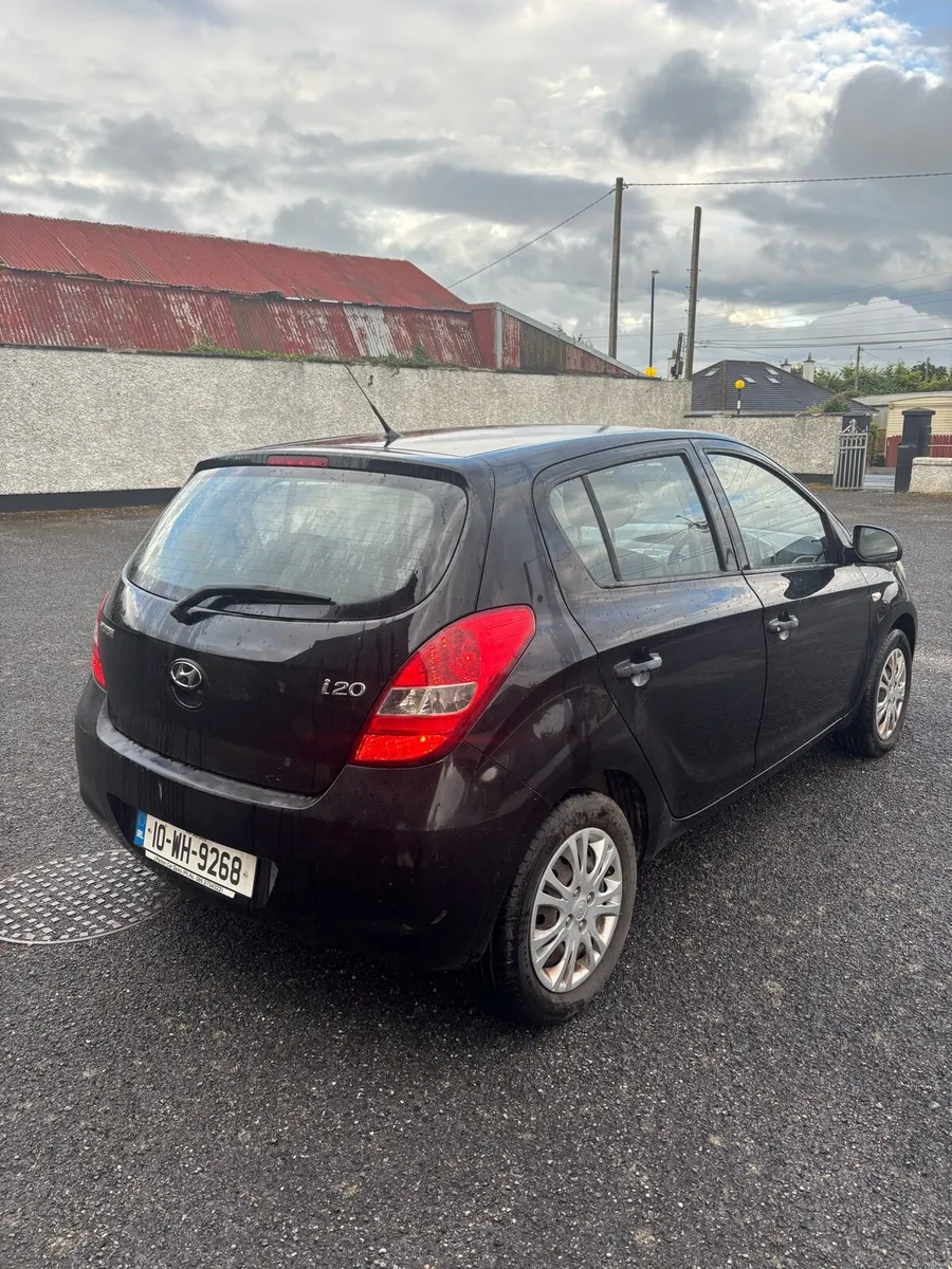 Hyundai i20 - Image 2