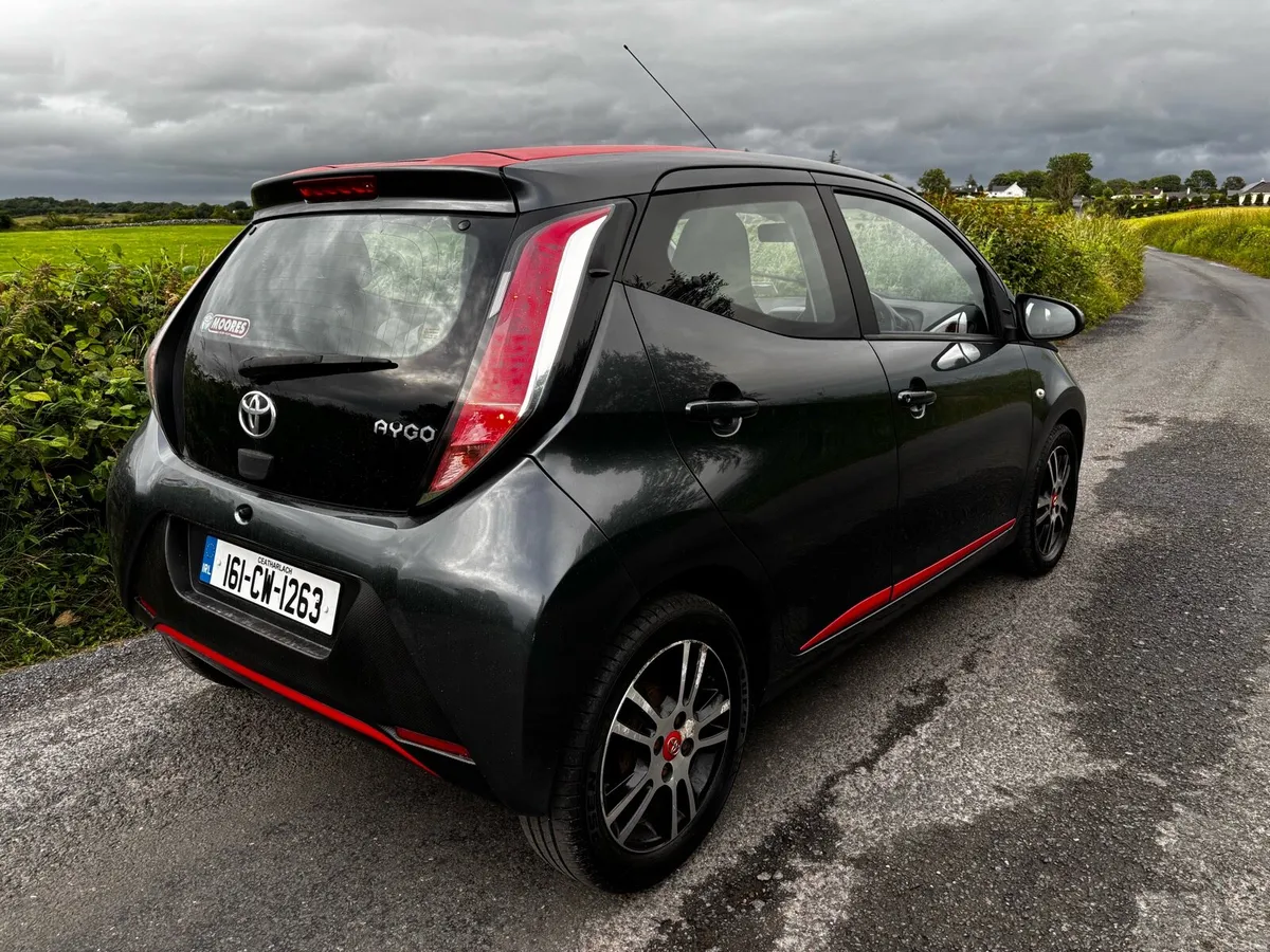 2016 Toyota Aygo - Image 5