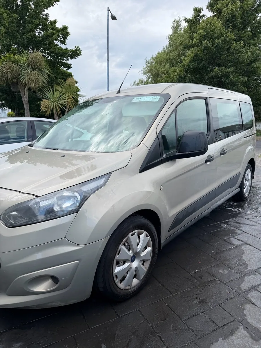 Ford Tourneo Grand 142 7 Seater - Image 1
