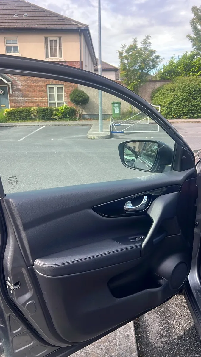 Nissan Qashqai 2016 - Image 2