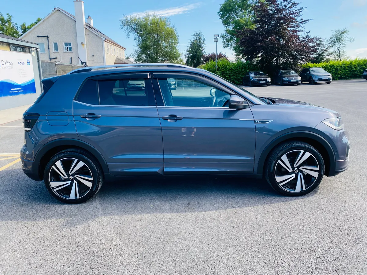 VOLKSWAGEN T-CROSS R-LINE DSG AUTO 1.0TSI 2023 - Image 4