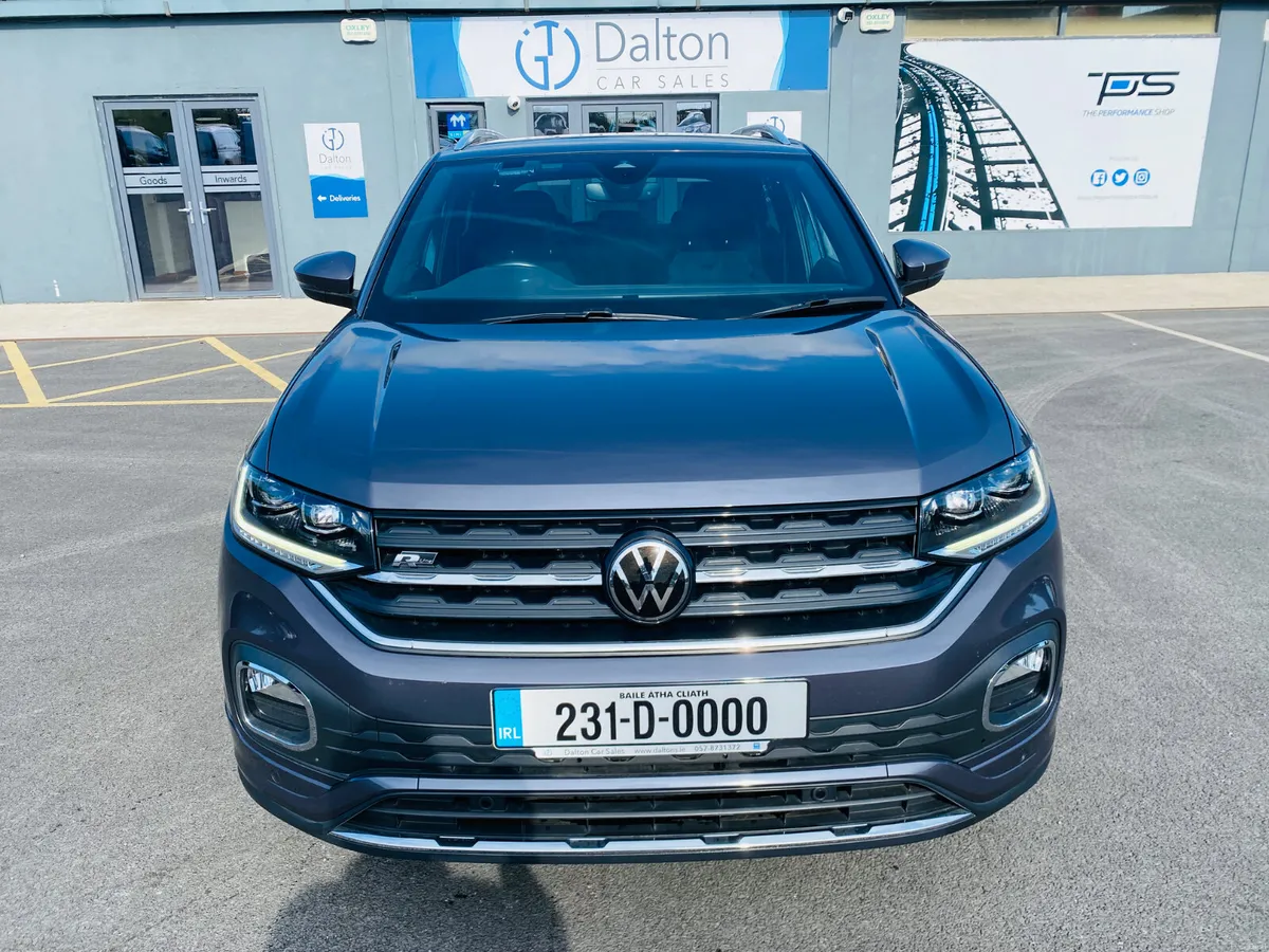 VOLKSWAGEN T-CROSS R-LINE DSG AUTO 1.0TSI 2023 - Image 2