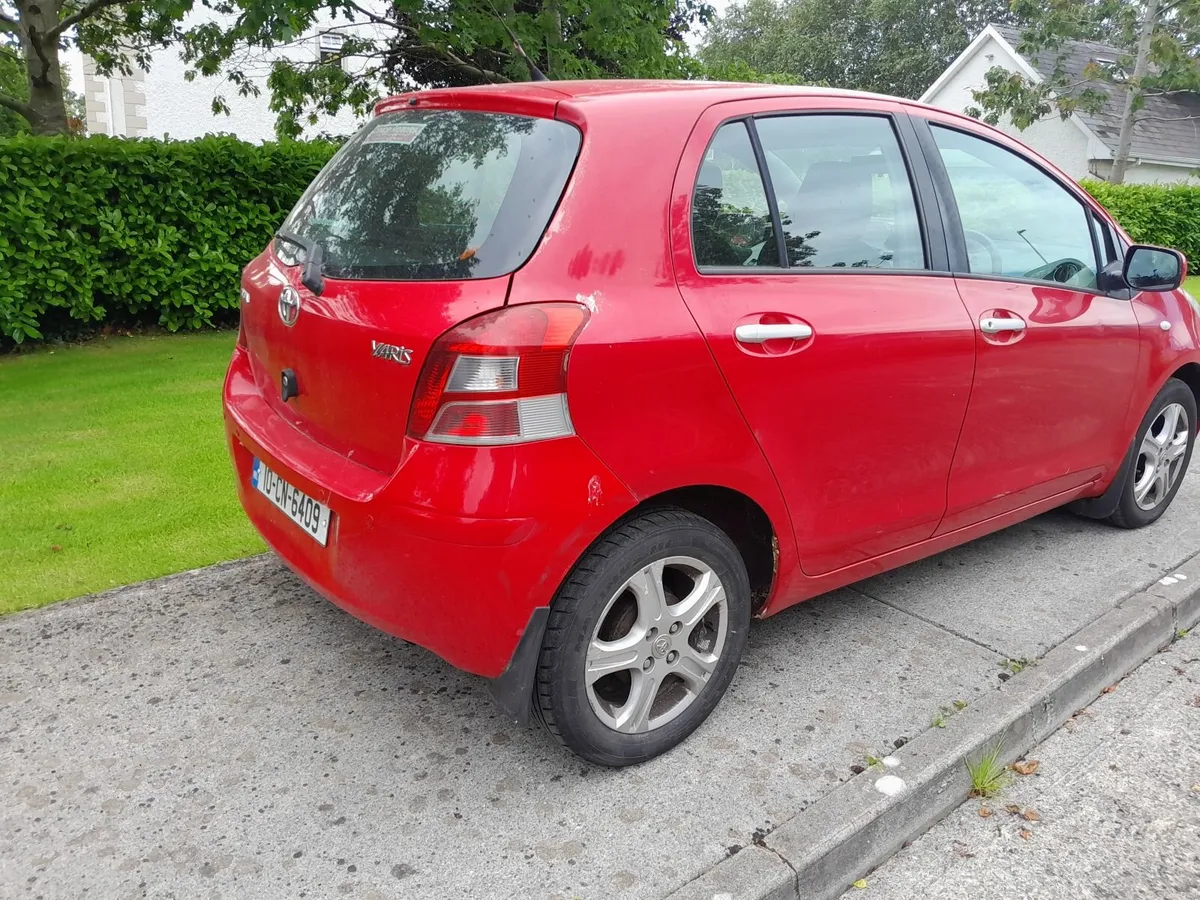 2010 Toyota Yaris d4d nct 02/27 tax 07/26 €2400 - Image 4