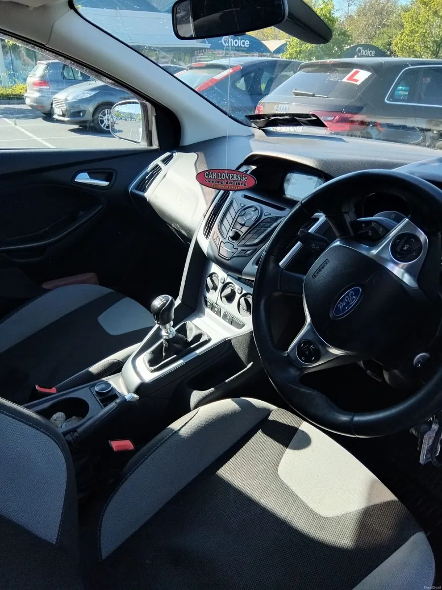 Ford Focus 2013 - Image 4