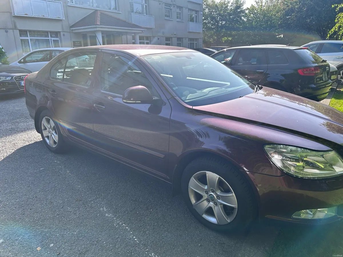 Skoda Octavia – Fully Serviced, New NC - Image 3
