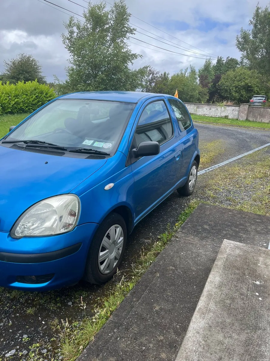 Toyota Yaris - Image 2