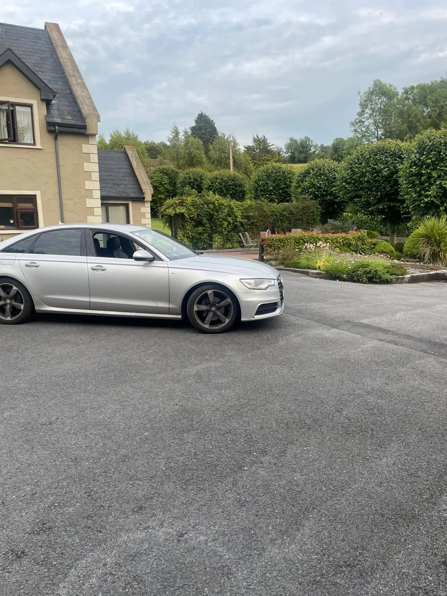 Audi A6 2012 - Image 2