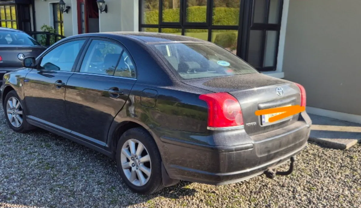 06 avensis - Image 2