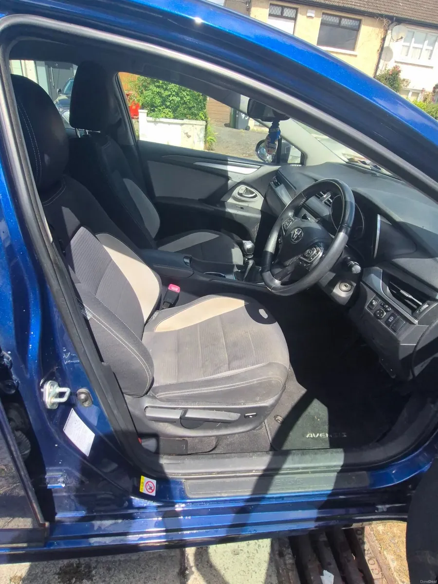Toyota Avensis 2015 - Image 3