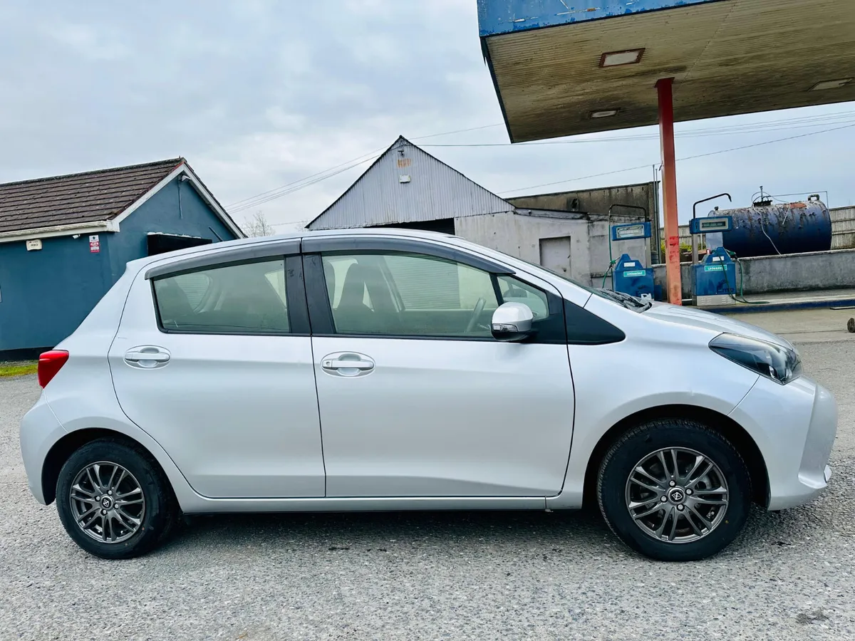 Toyota Vitz 2015 1.0L AUTOMATIC - Image 5