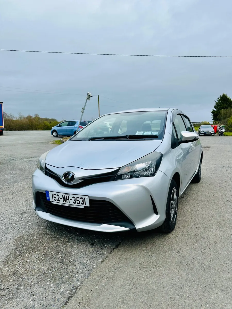 Toyota Vitz 2015 1.0L AUTOMATIC - Image 1