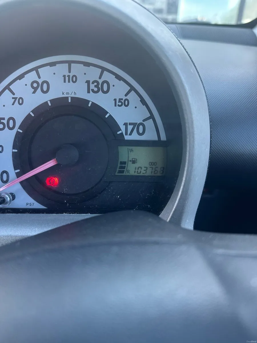 Car - Image 2