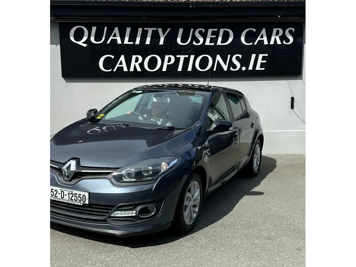 Renault Megane III LIMITED EDITION 1.5 DCI BELT DO - Image 4