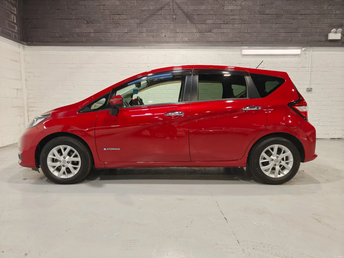 2017 NISSAN NOTE E-POWER HYBRID AUTOMATIC - Image 4