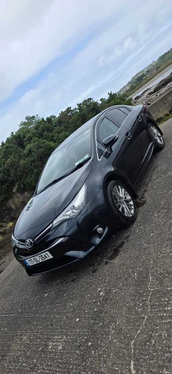 Toyota Avensis 2017 - Image 1