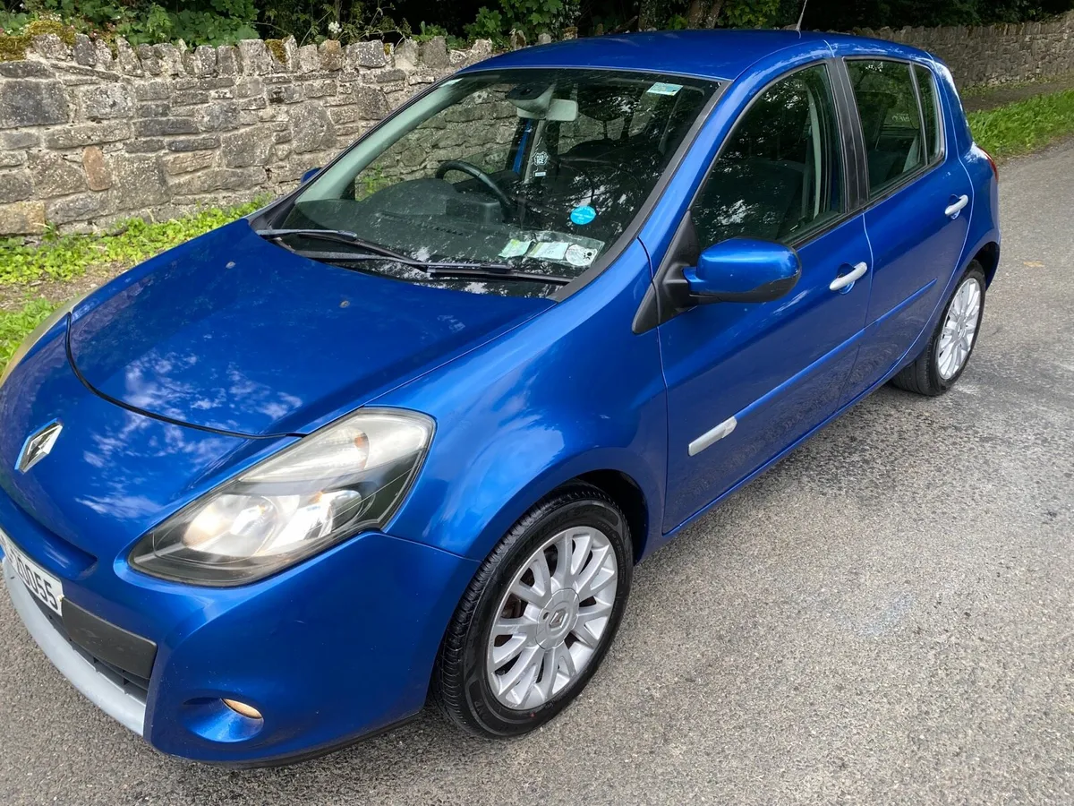 RENAULT CLIO AS NEW I MEAN ITS NEW MINT😻 - Image 3