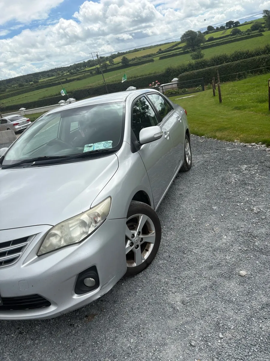 Toyota Corolla - Image 2