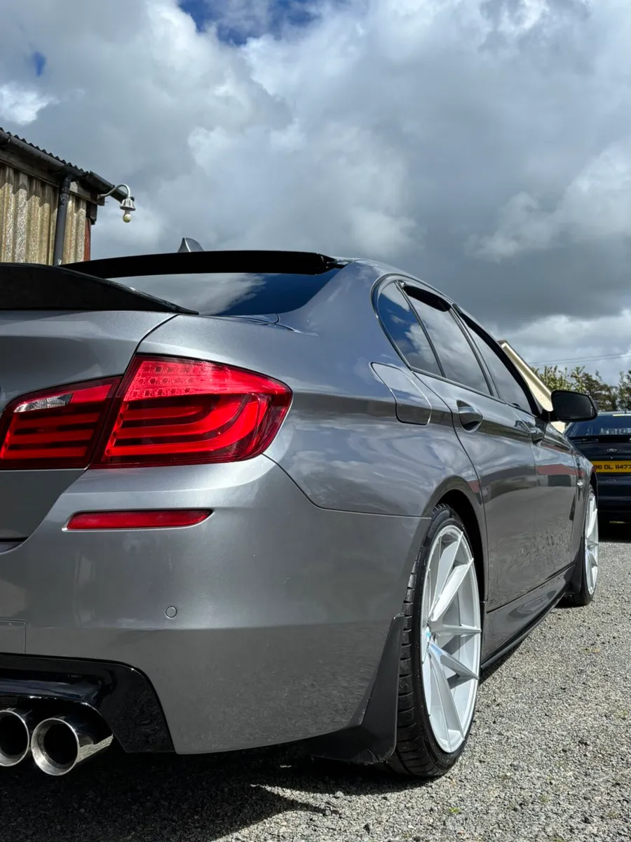 Car - Image 4