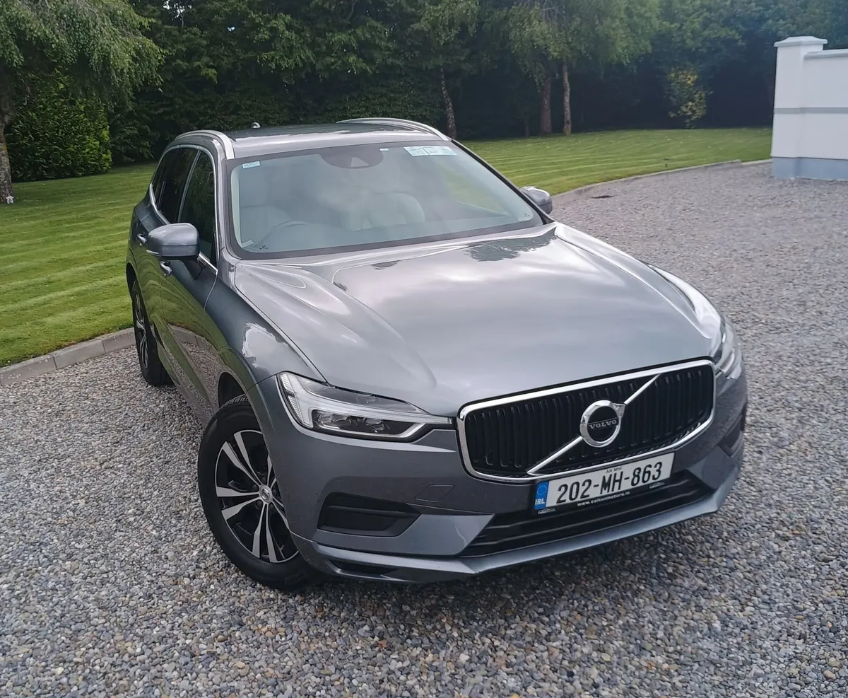 202 Volvo XC60 D4 MOMENTUM 5DR Automatic - Grey - Image 1