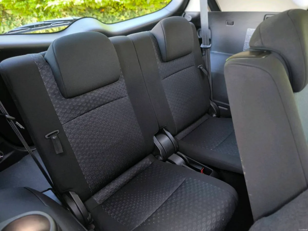 Toyota verso - Image 4