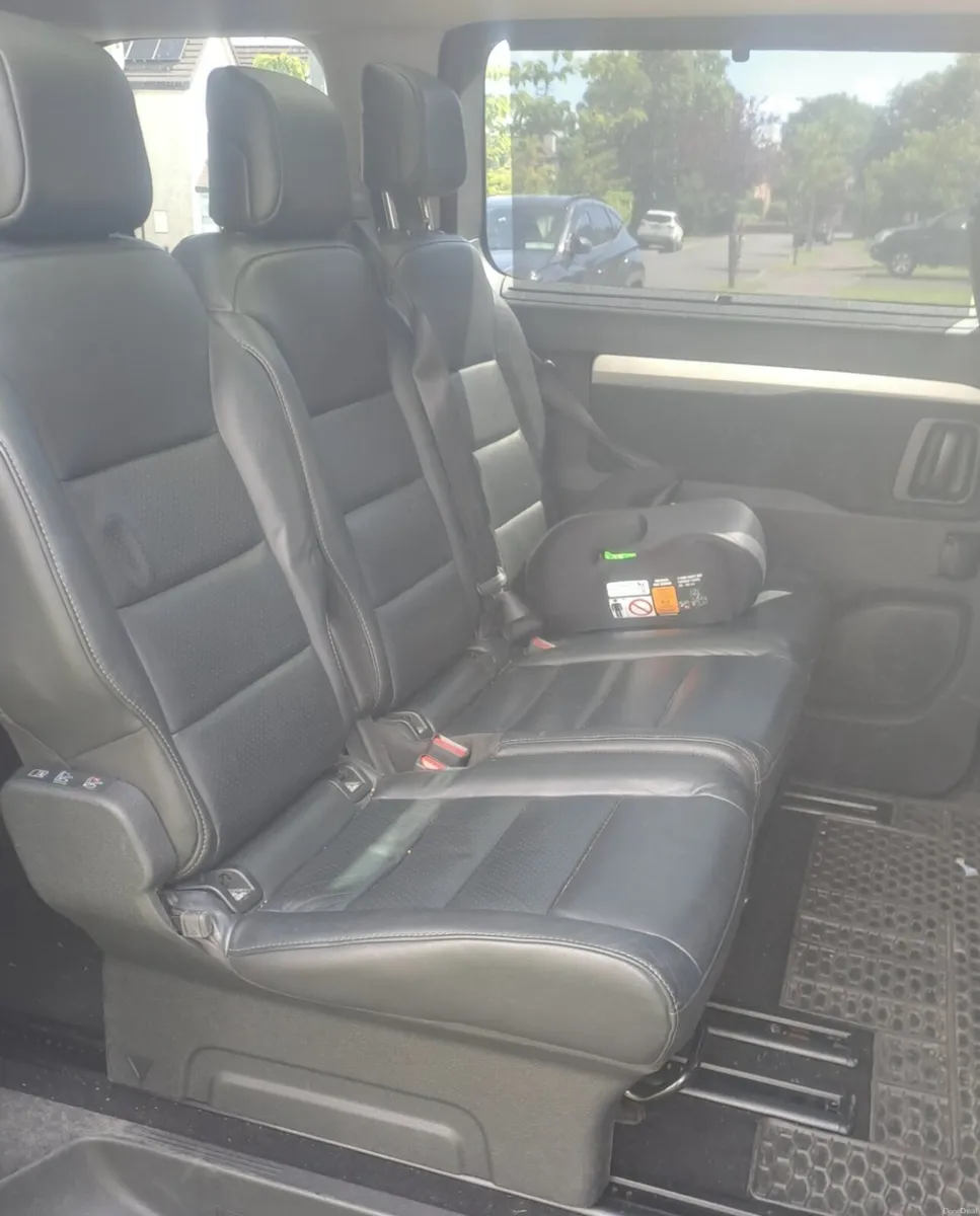 Toyota Proace Verso 8 seater leather - Image 6