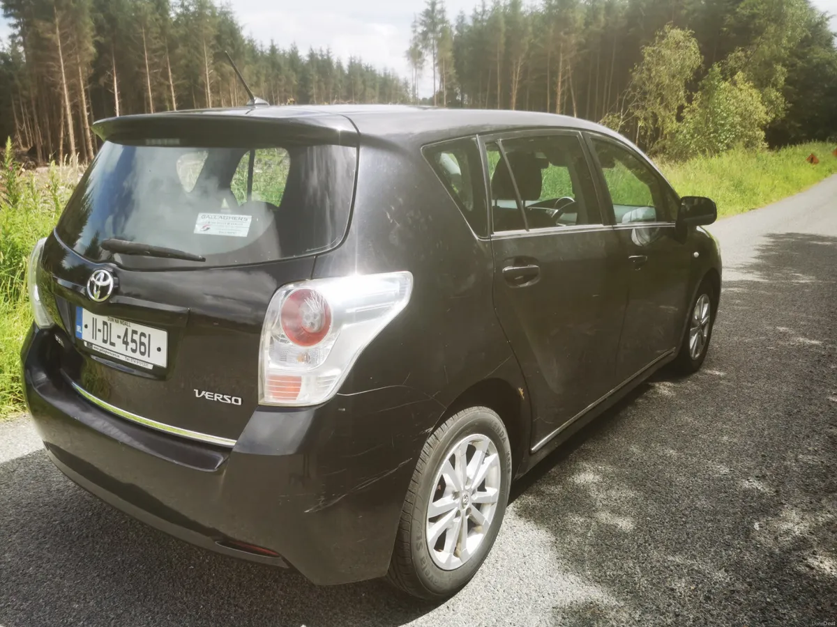 Toyota Verso 2011 2.0 D4d NCT and Taxed - Image 4
