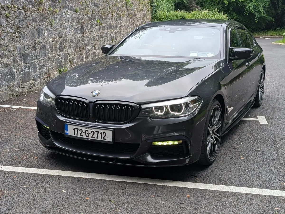 2017 Bmw 530e M Sport - Image 2