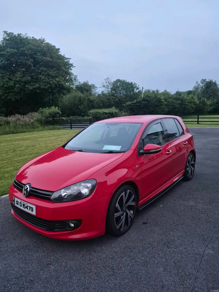 VOLKSWAGEN GOLF - Image 1