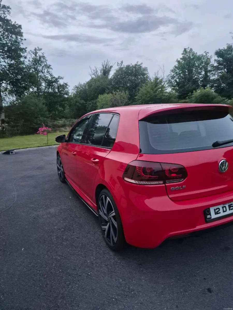 VOLKSWAGEN GOLF - Image 4