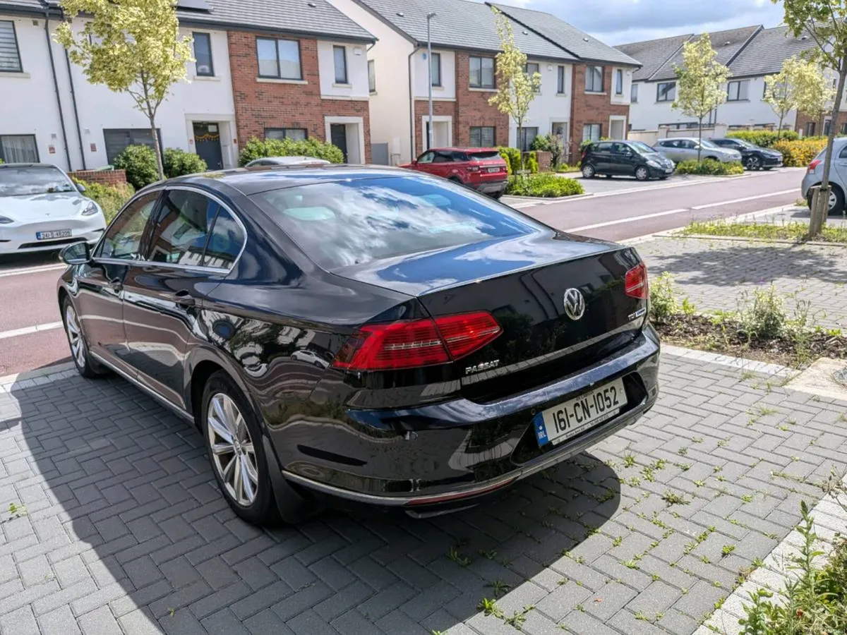 Volkswagen Passat 2016 Black 1.6 HL (New NCT) - Image 2