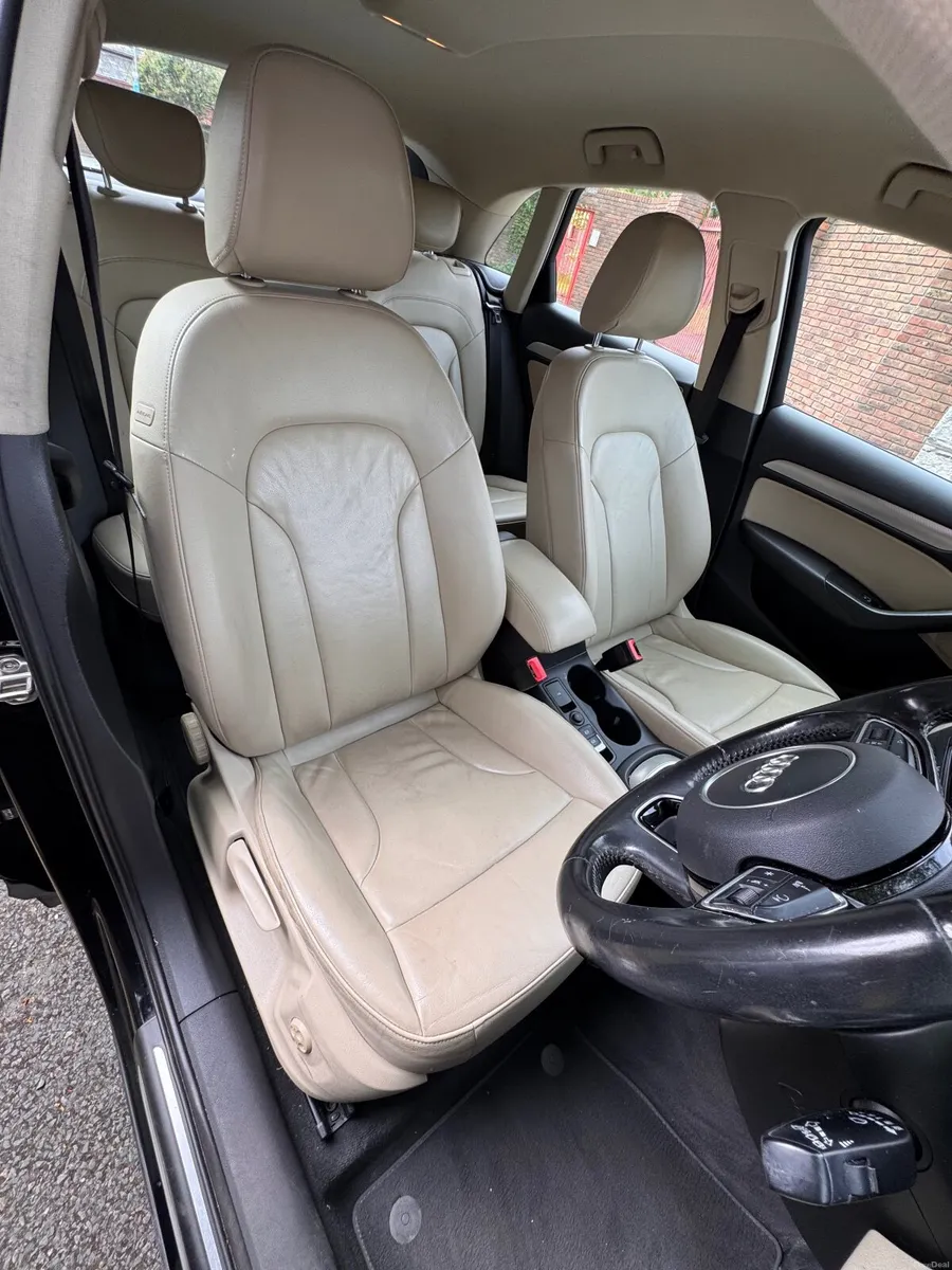 Audi Q3 2016 - Image 5