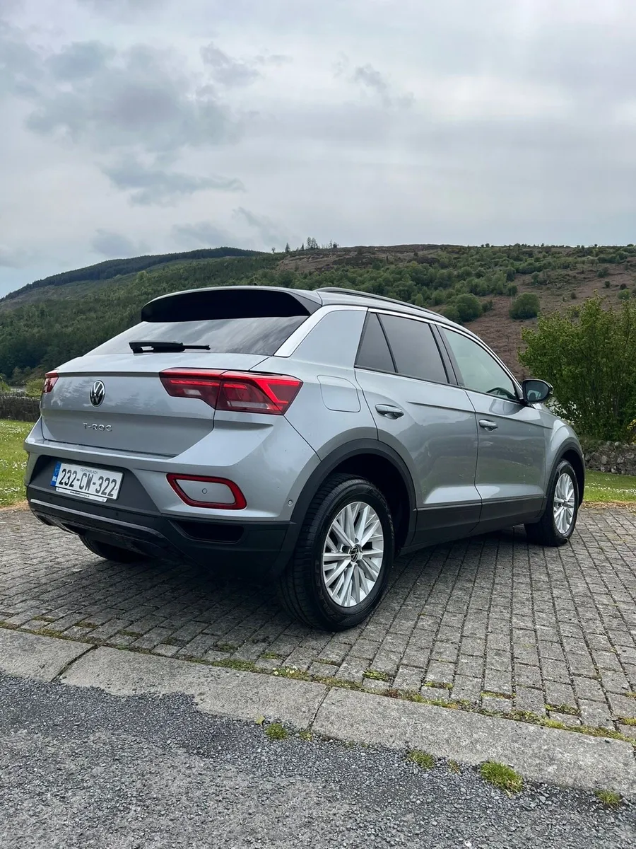 2023 Volkswagen T-Roc 1.0 tsi - Image 4