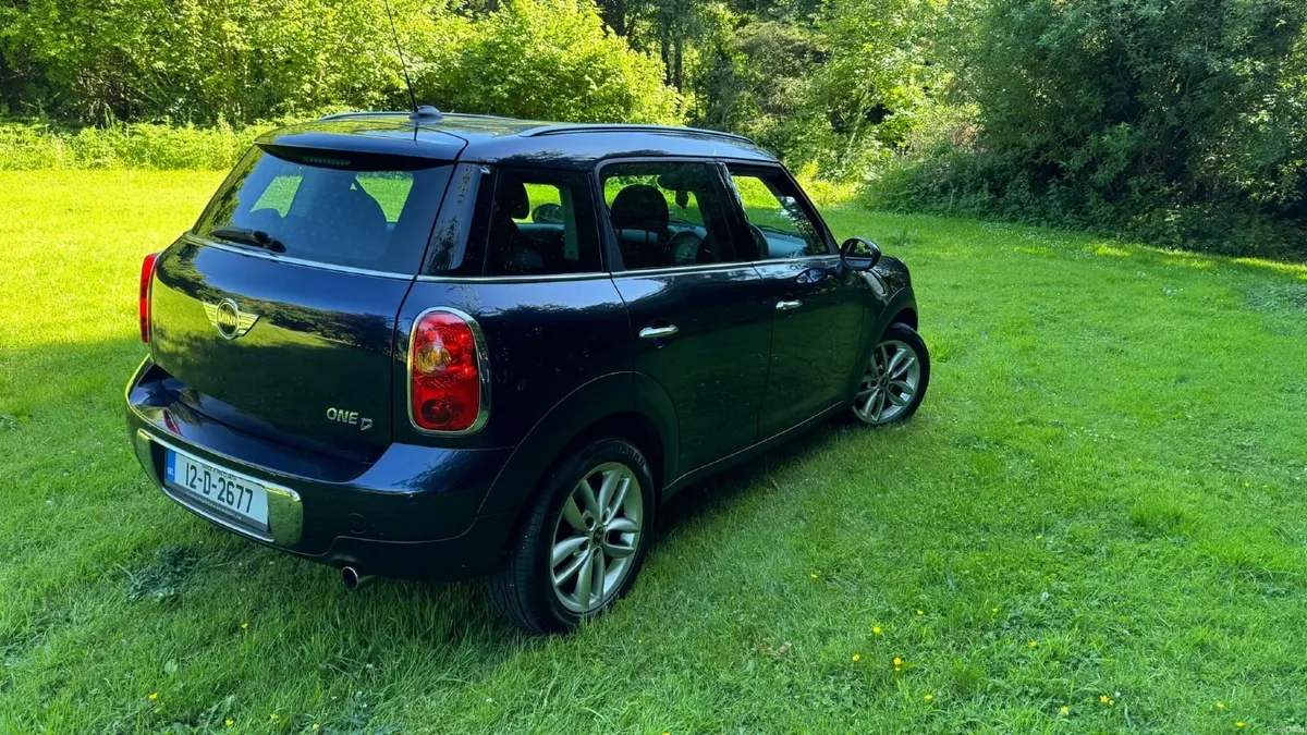 MINI ONE COUNTRYMAN  NEW NCT LM 99000KM - Image 4