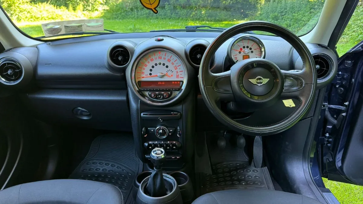 MINI ONE COUNTRYMAN  NEW NCT LM 99000KM - Image 3