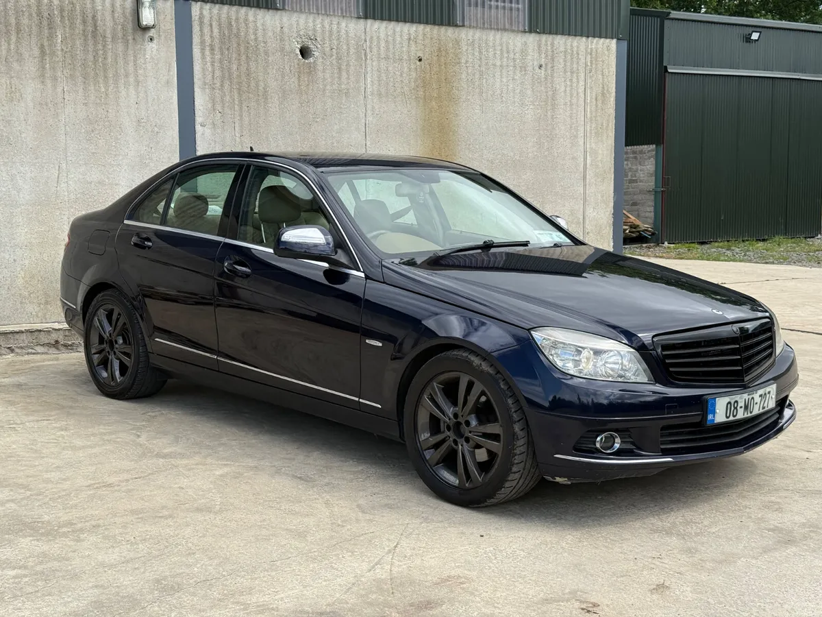 Mercedes-Benz C-Class 2008 automatic - Image 2