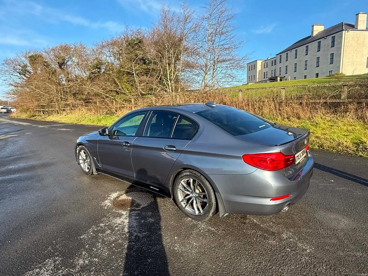 BMW G30 2017 AUTOMATIC - Image 4