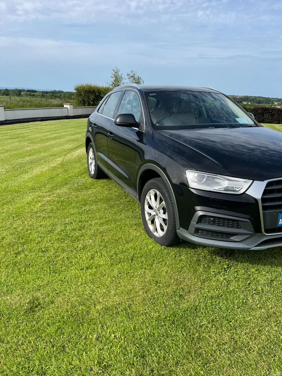 Audi Q3 2018 - Image 1