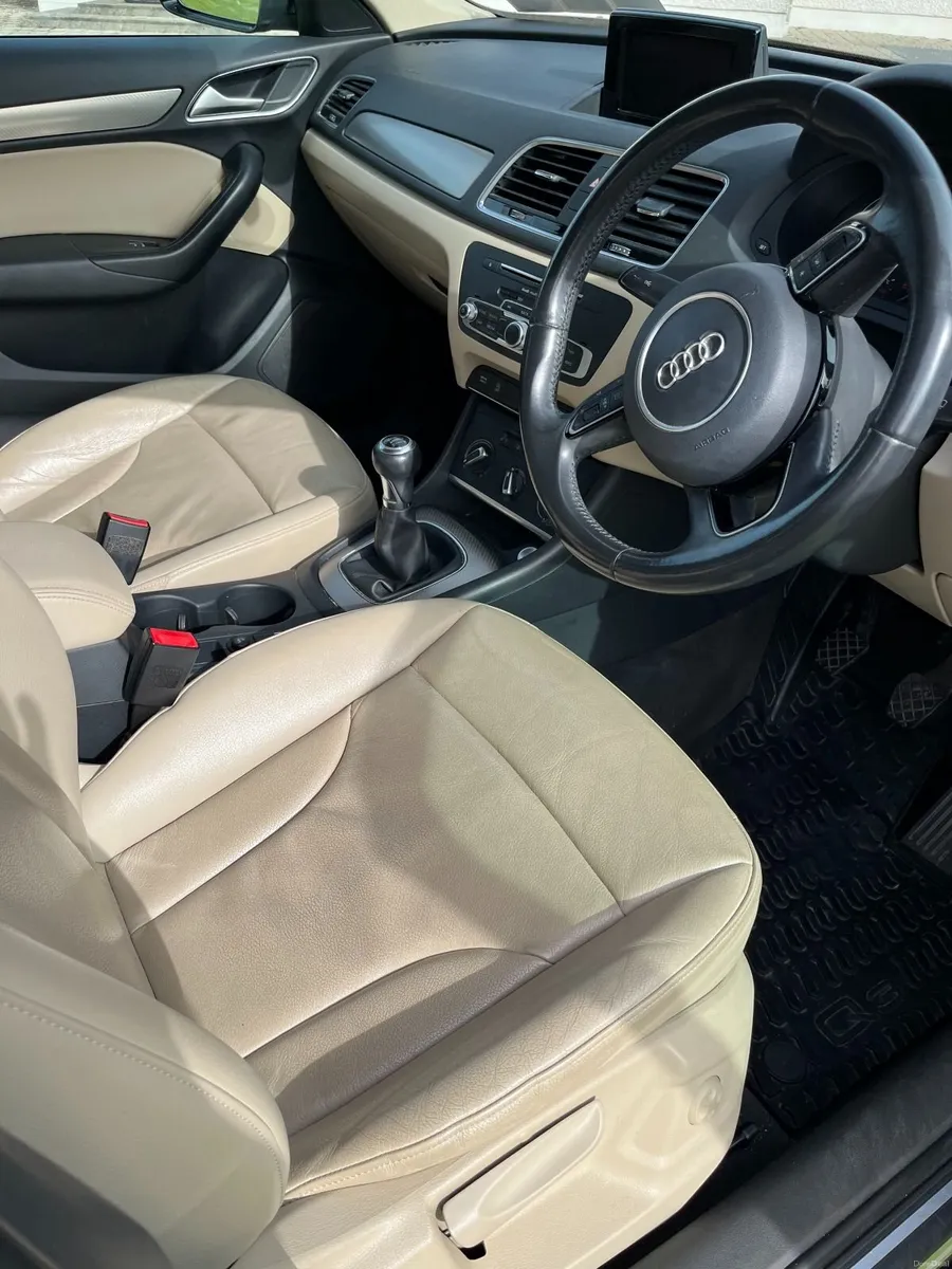 Audi Q3 2018 - Image 4